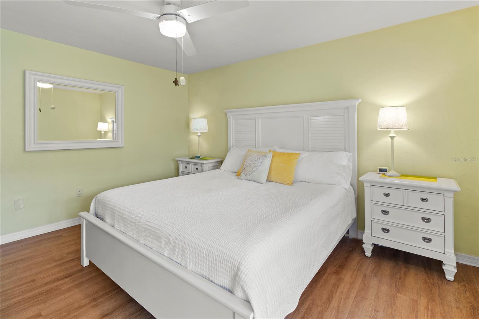 Image 17 of 38 For 1801 Gulf Drive N 275