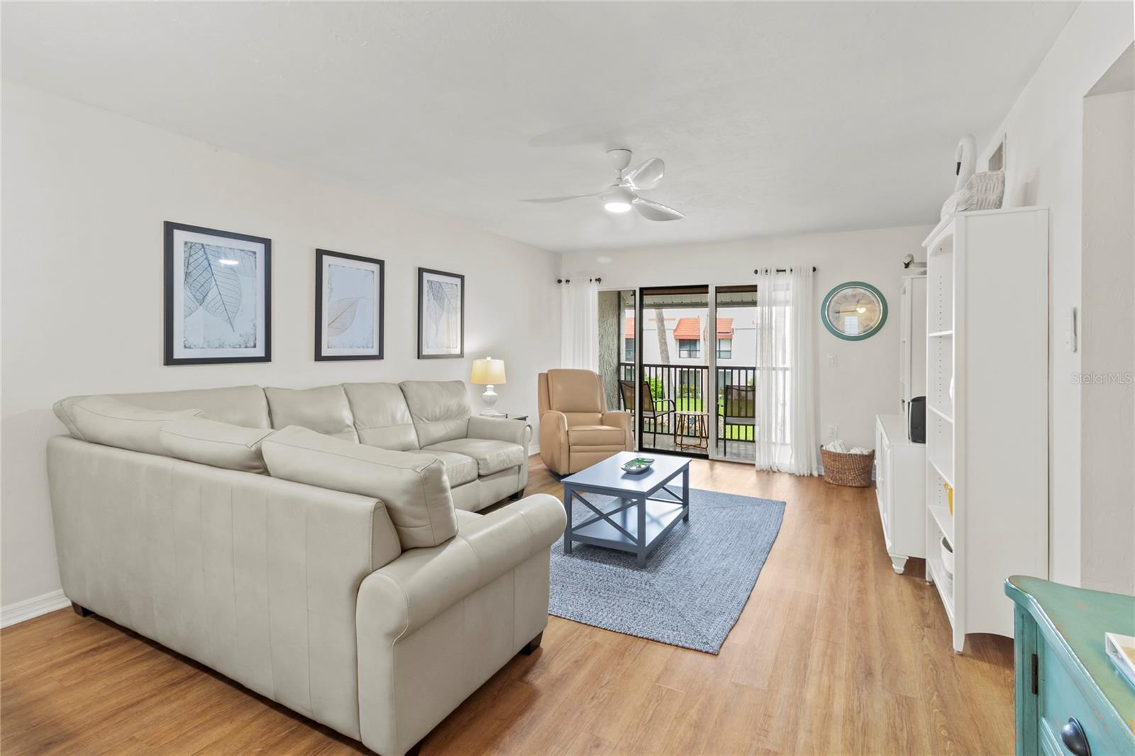 Image 27 of 38 For 1801 Gulf Drive N 275