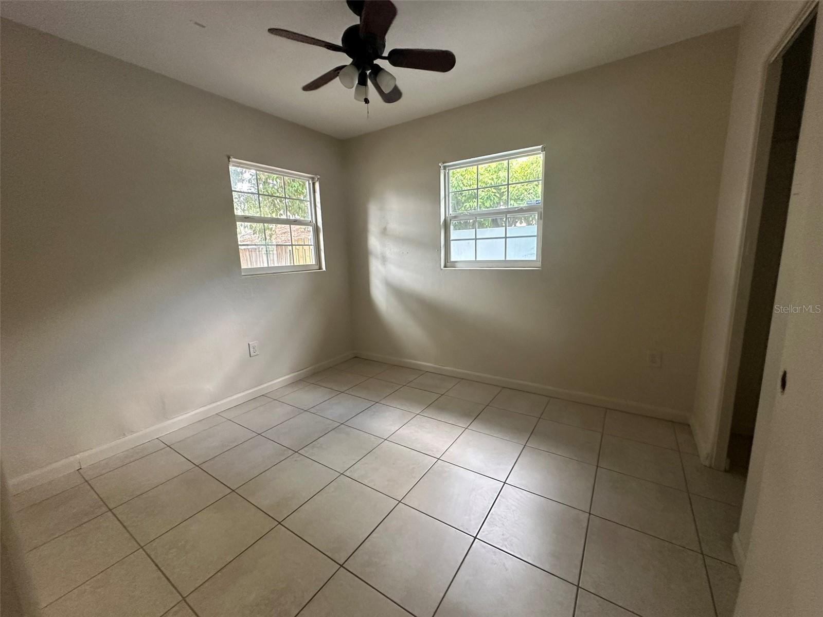 Image 10 of 12 For 1037 40th Street