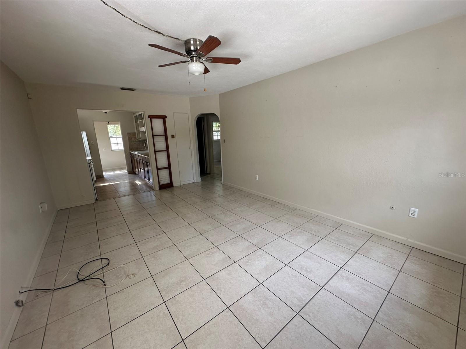 Image 3 of 12 For 1037 40th Street