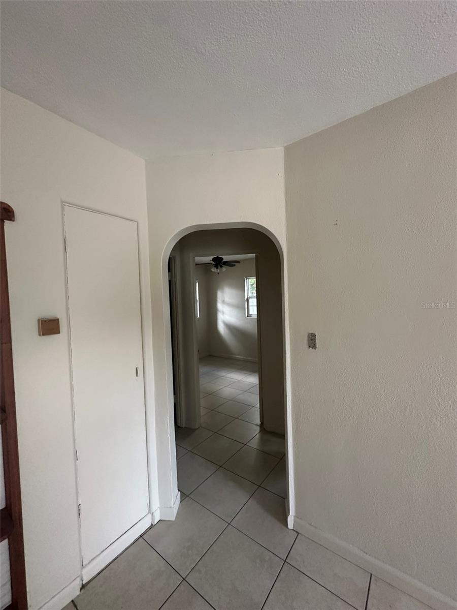 Image 8 of 12 For 1037 40th Street