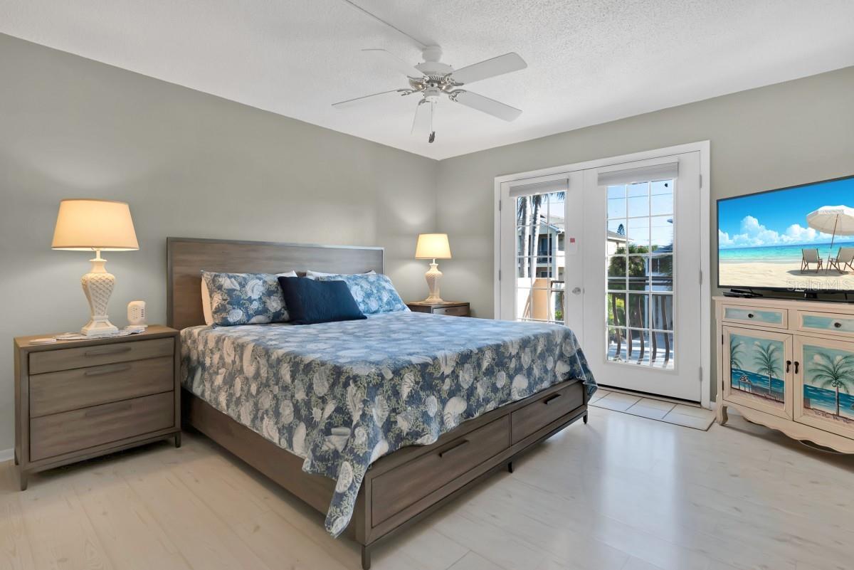 Image 10 of 24 For 2312 Gulf Drive N 103