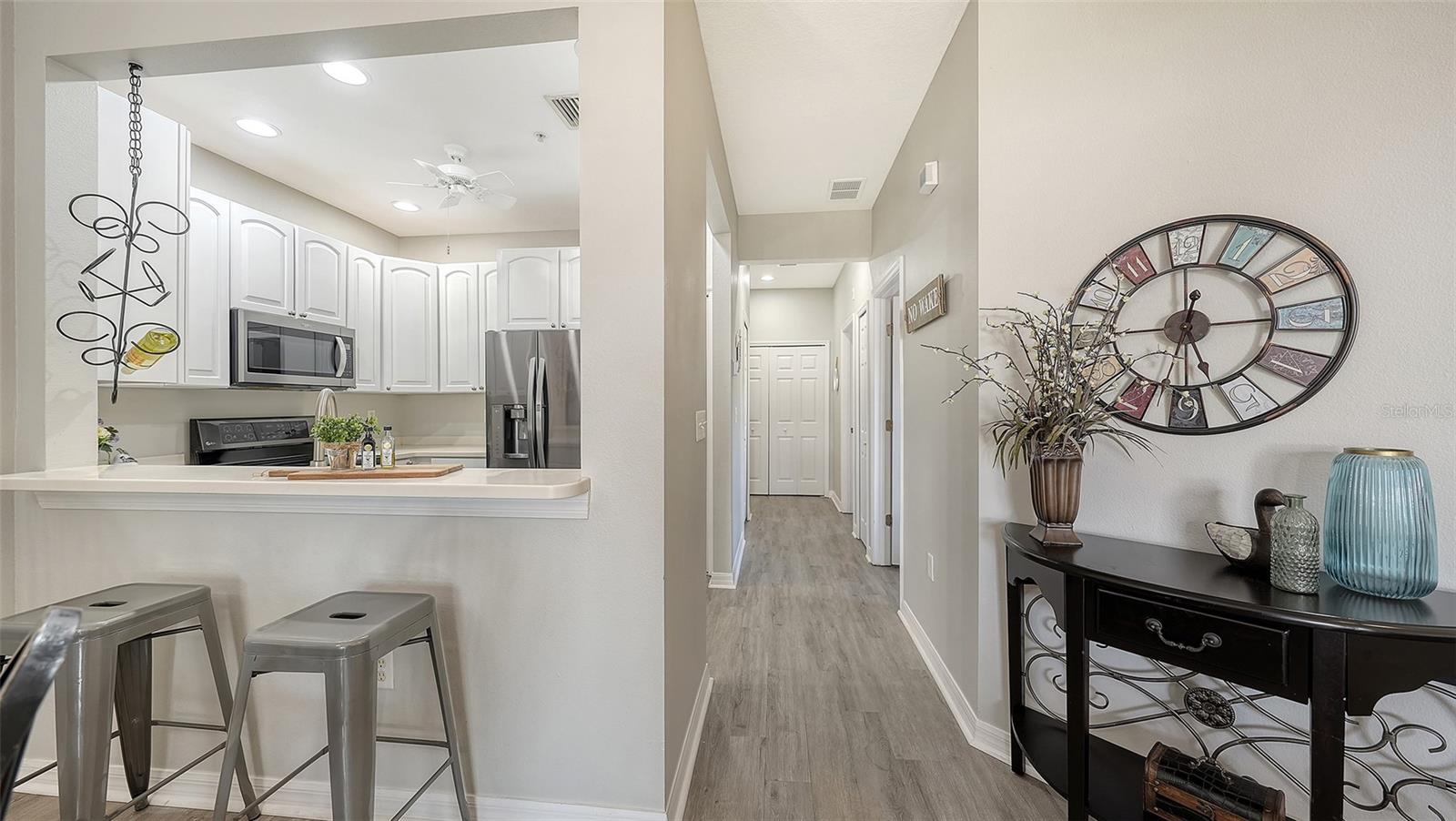 Image 15 of 32 For 4303 Via Piedra Circle 6-101