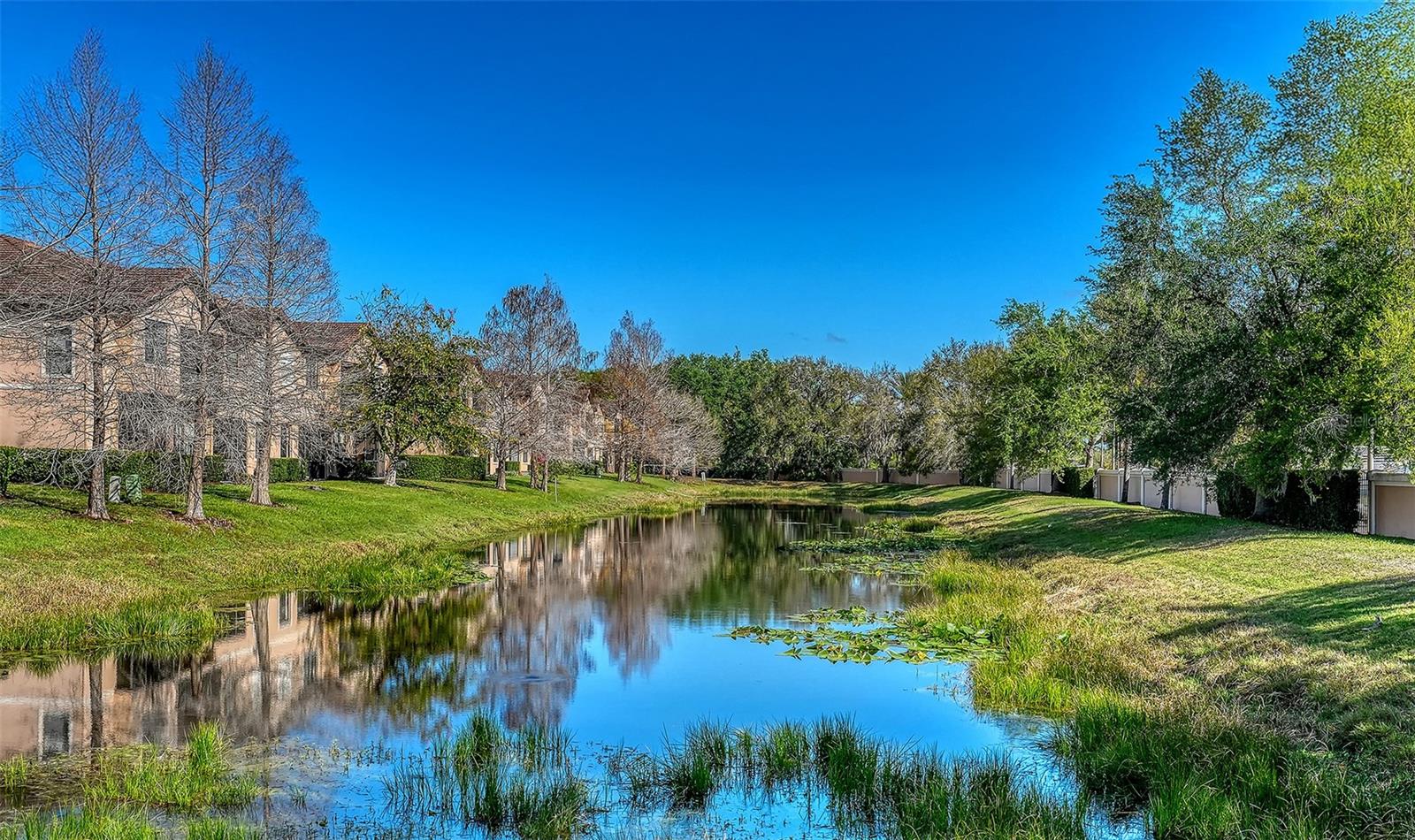 Image 24 of 32 For 4303 Via Piedra Circle 6-101