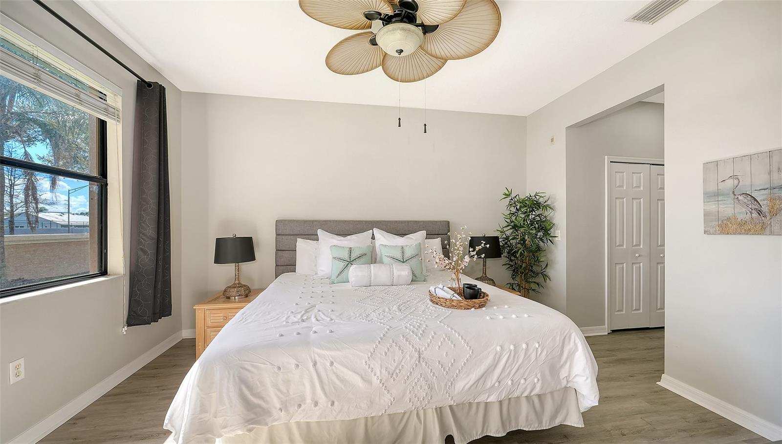 Image 8 of 32 For 4303 Via Piedra Circle 6-101