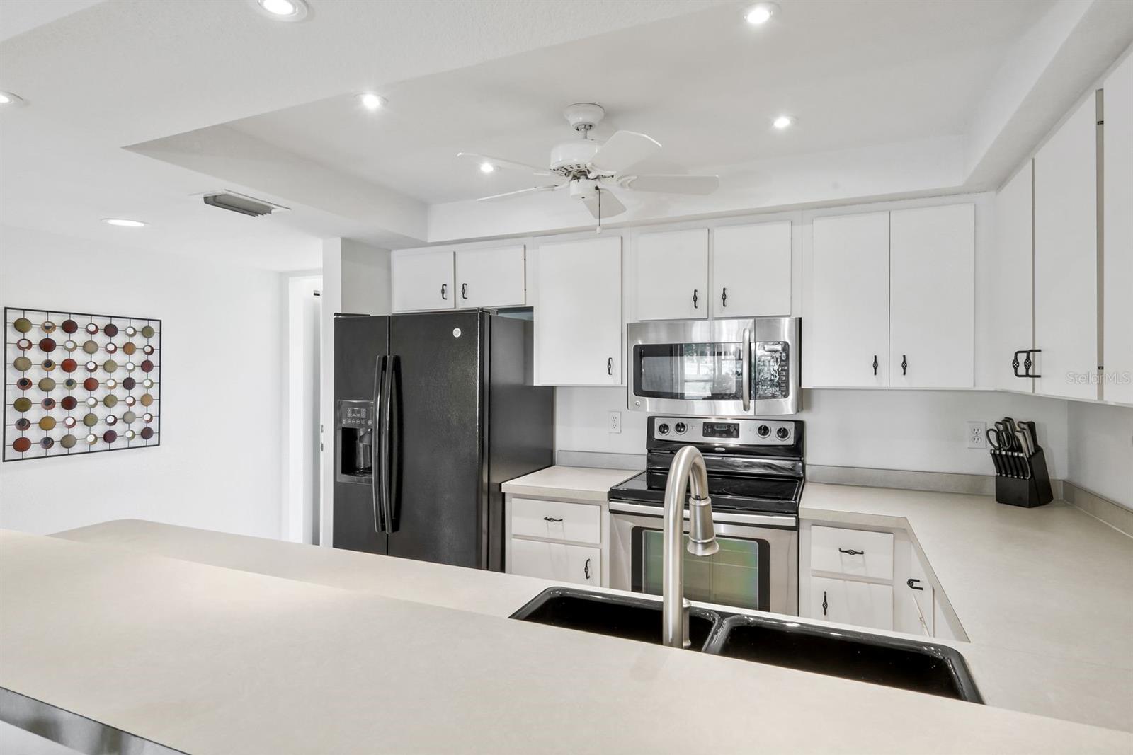 Image 11 of 30 For 1335 Saxony Circle 314