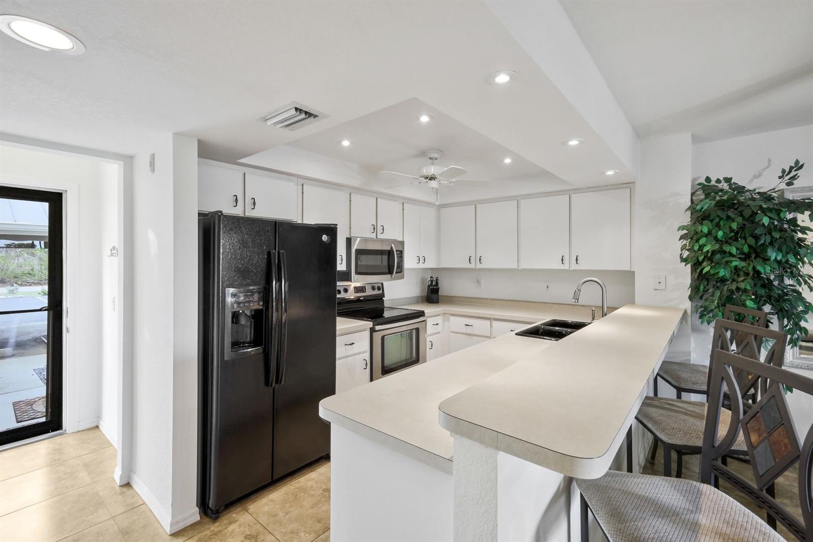 Image 7 of 30 For 1335 Saxony Circle 314