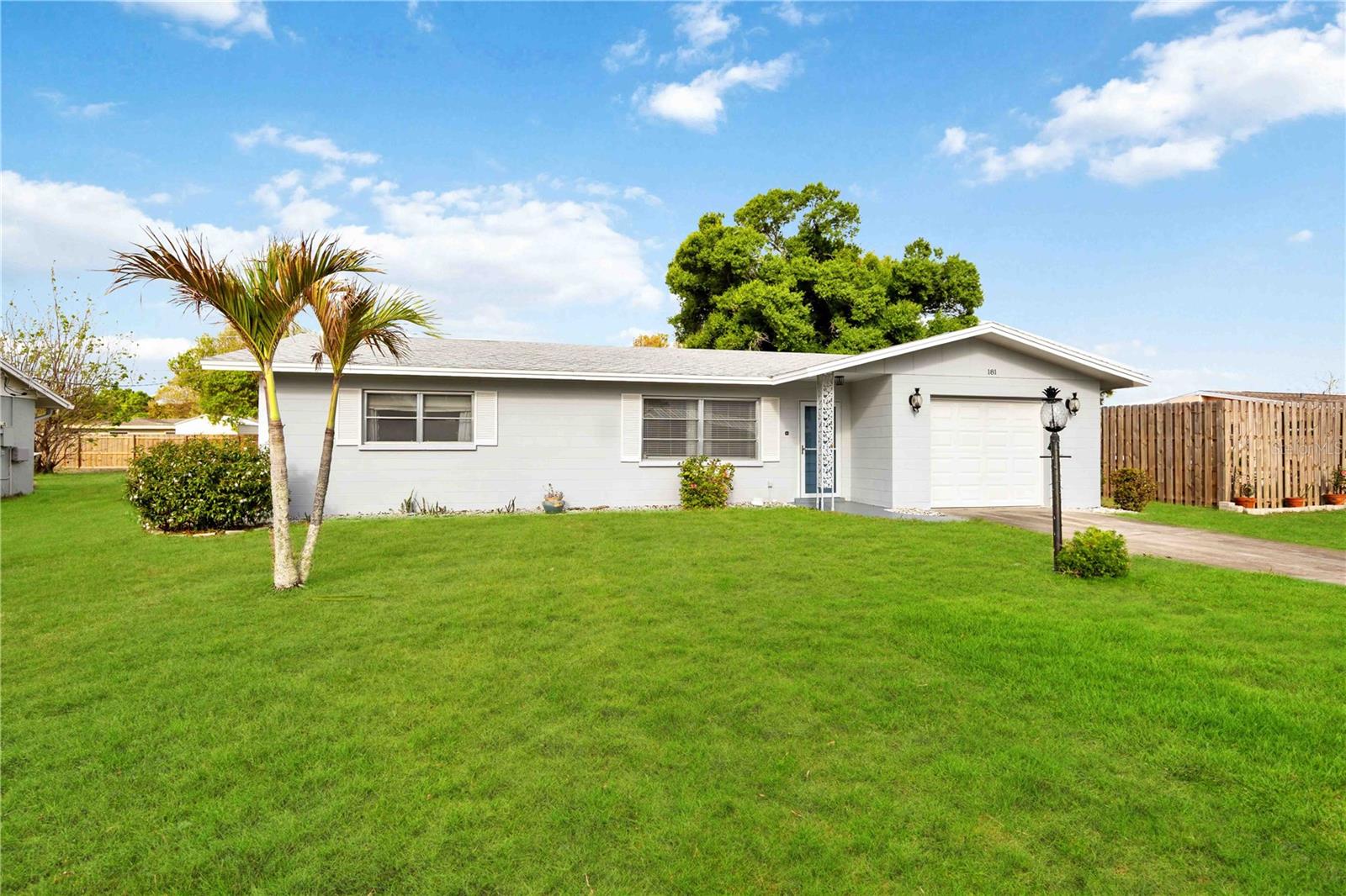 Details for 181 Sandhurst Drive, VENICE, FL 34293