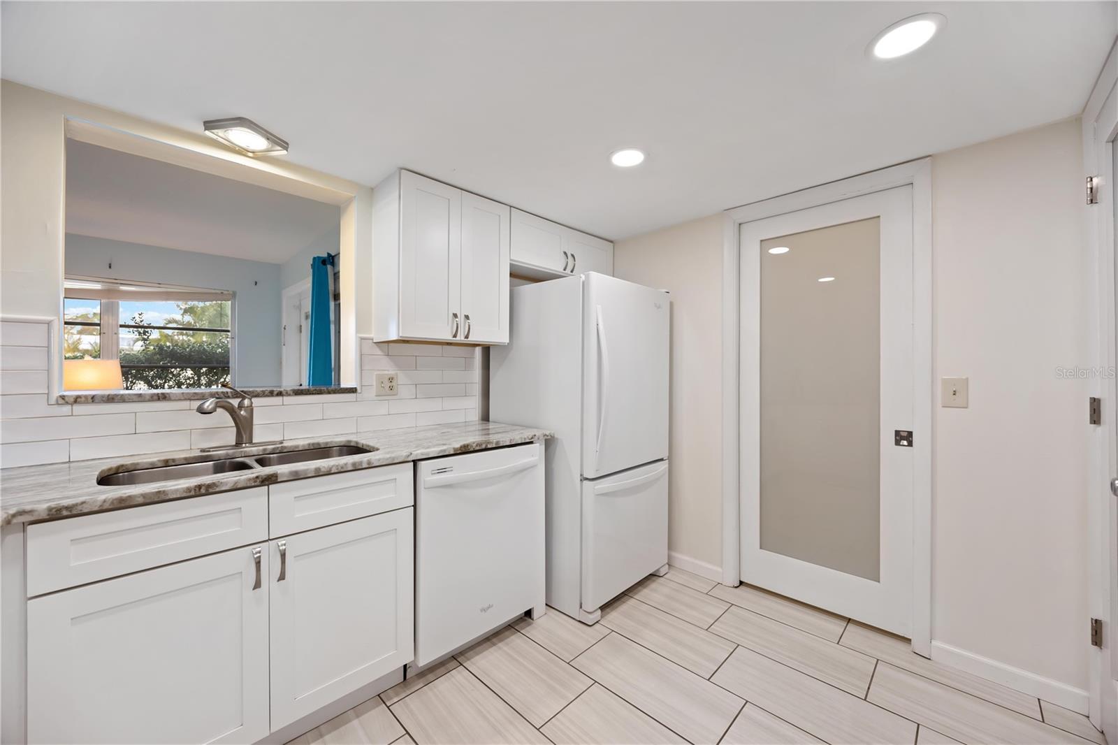 Image 18 of 56 For 181 Sandhurst Drive