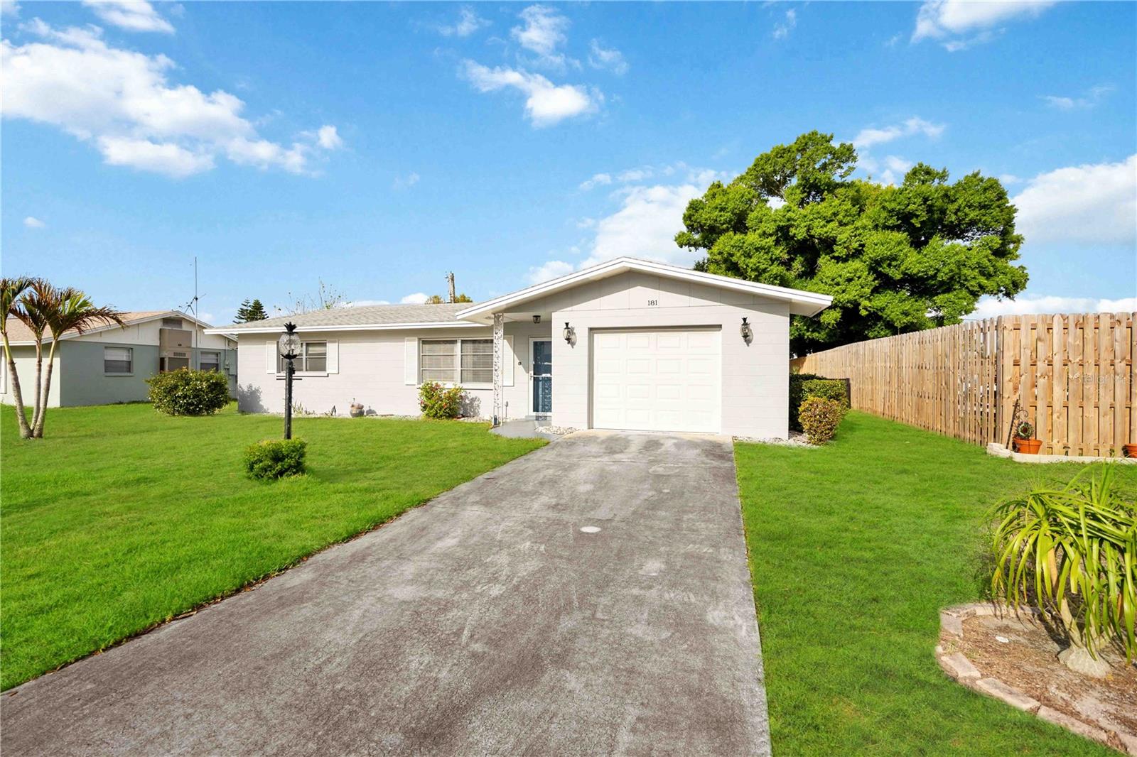 Image 3 of 56 For 181 Sandhurst Drive