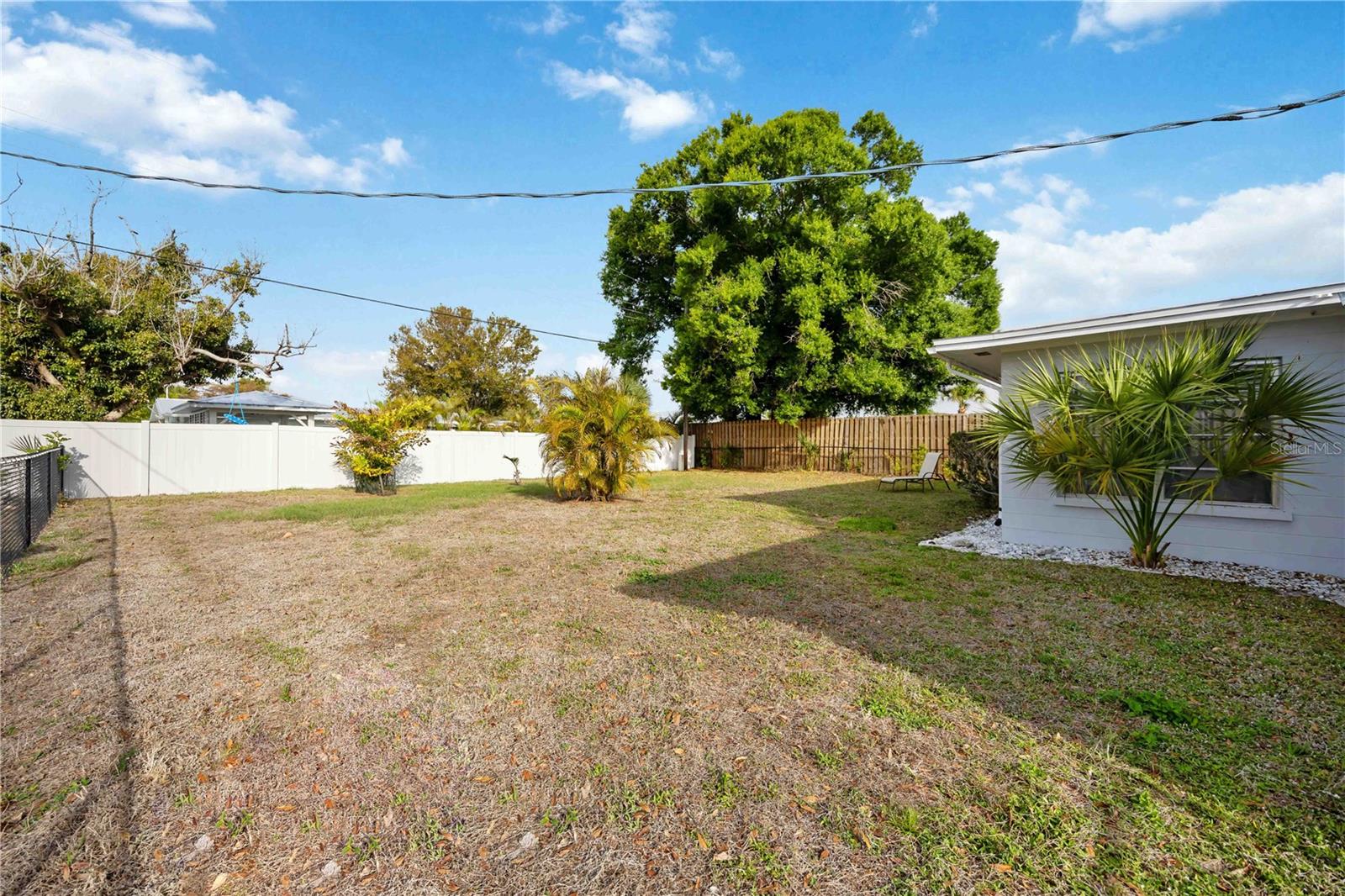 Image 46 of 56 For 181 Sandhurst Drive