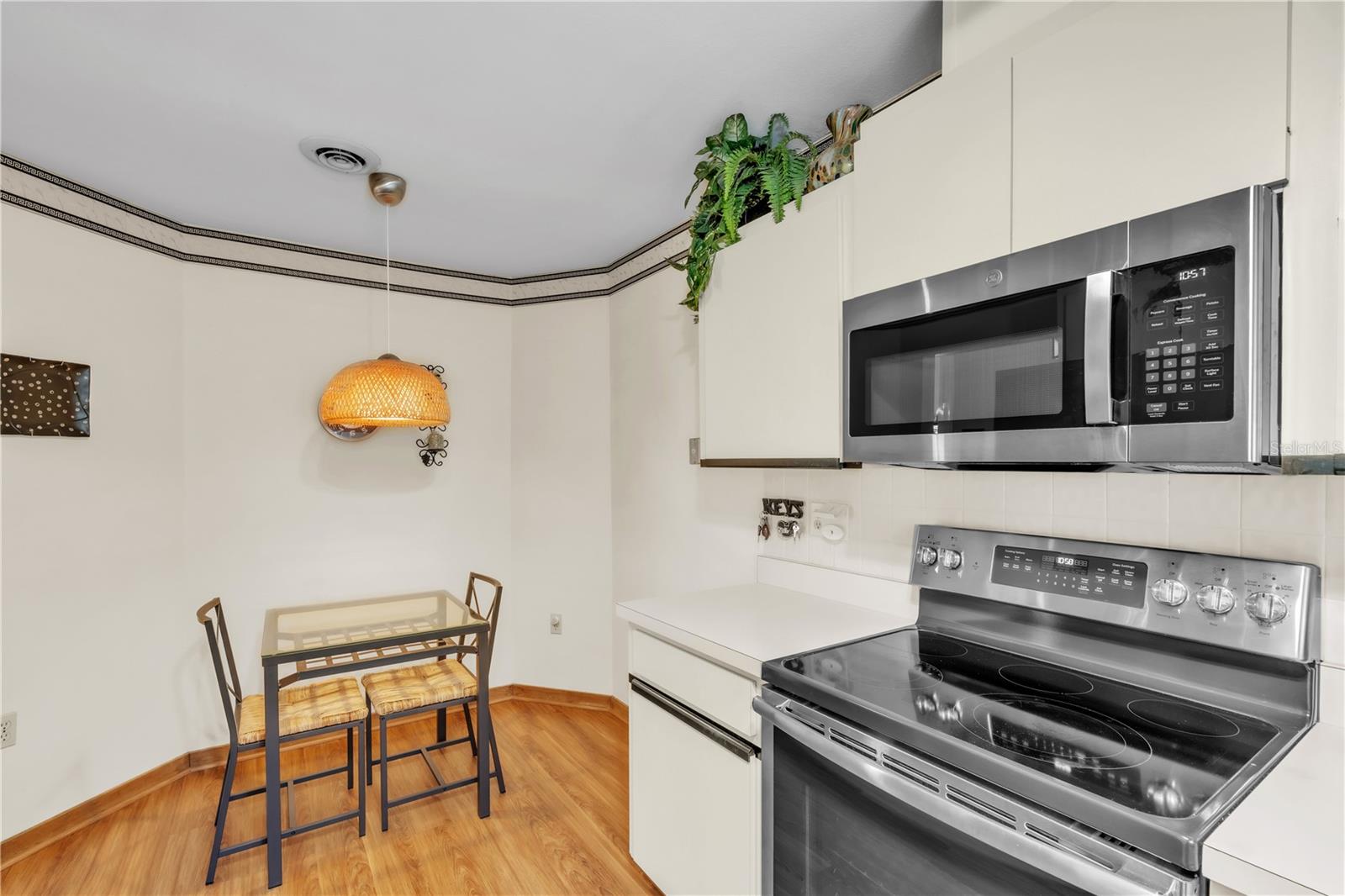 Image 15 of 46 For 7625 4th Avenue W