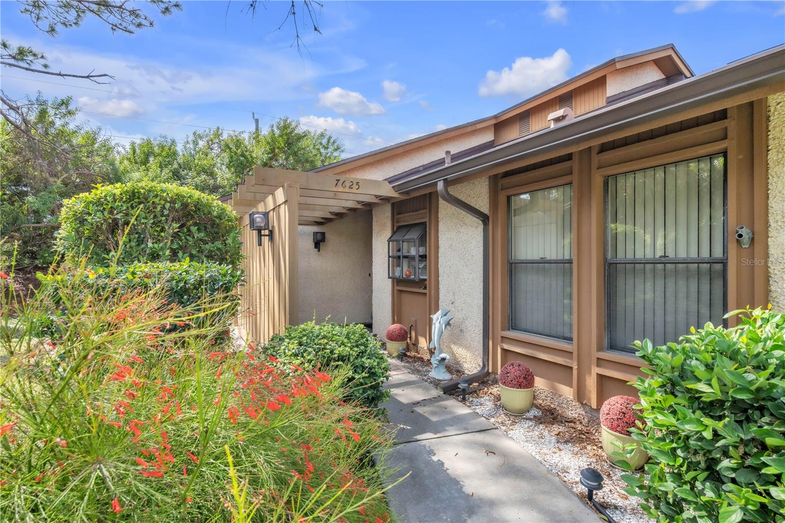 Image 3 of 46 For 7625 4th Avenue W