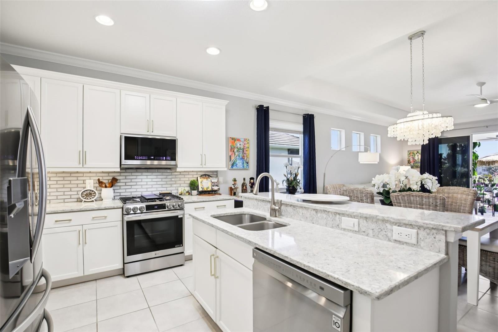 Image 10 of 33 For 2946 Trustee Avenue