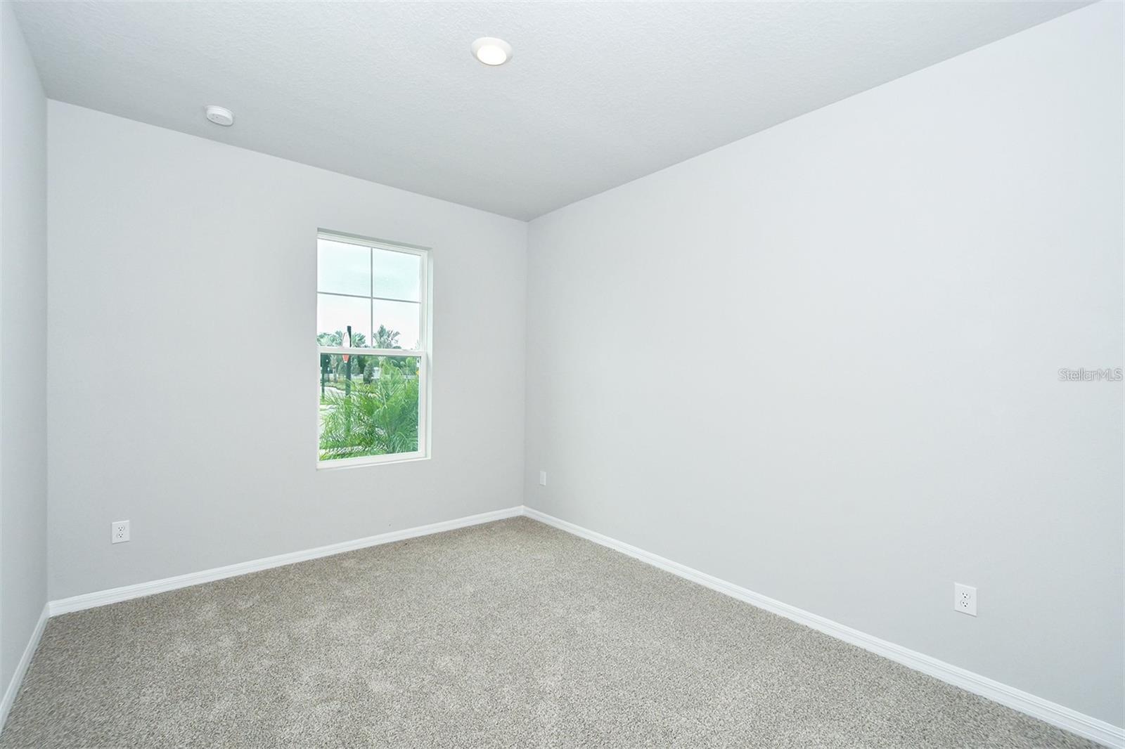 Image 17 of 42 For 8126 Trimbelle Terrace