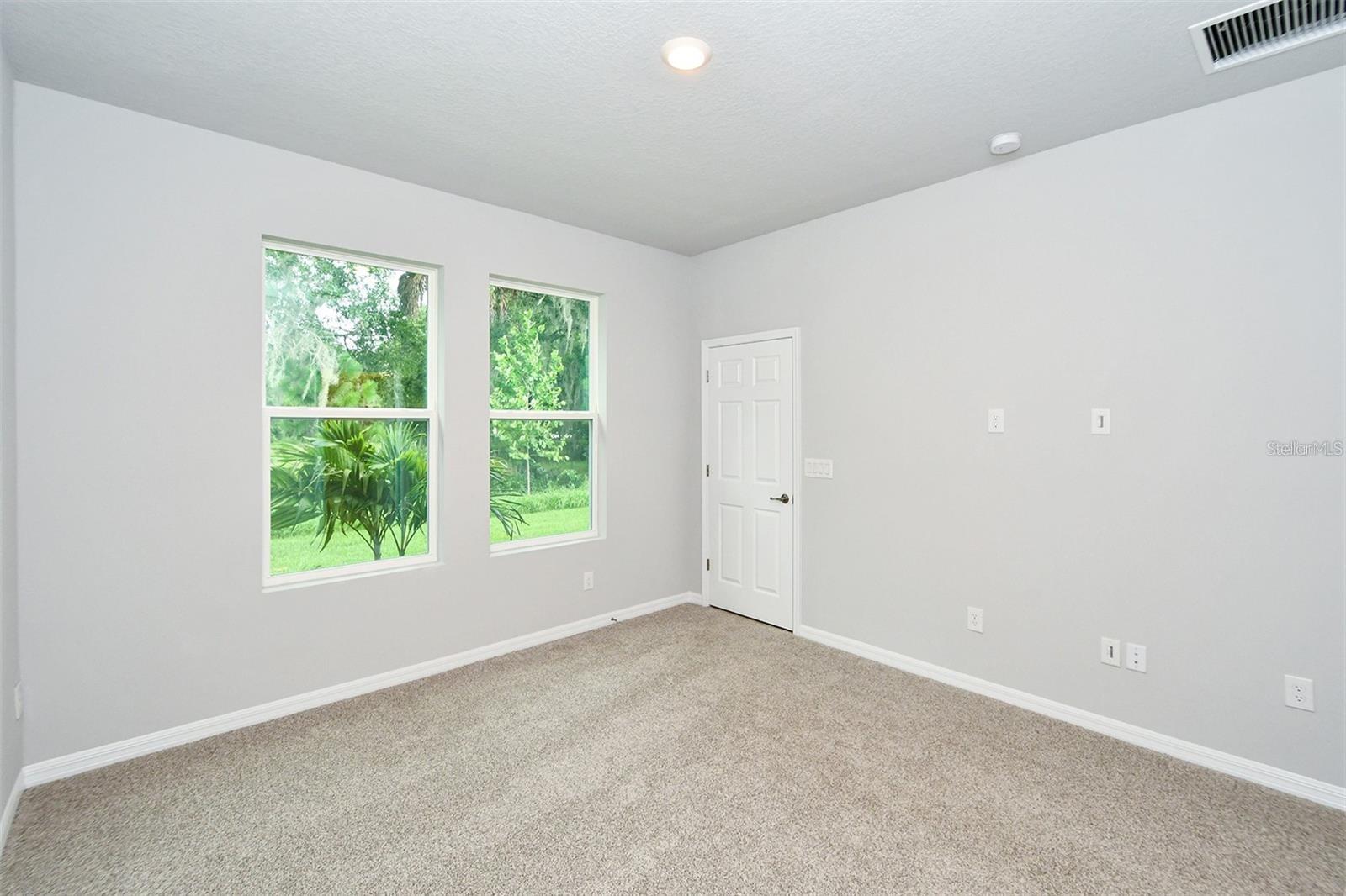 Image 24 of 42 For 8126 Trimbelle Terrace