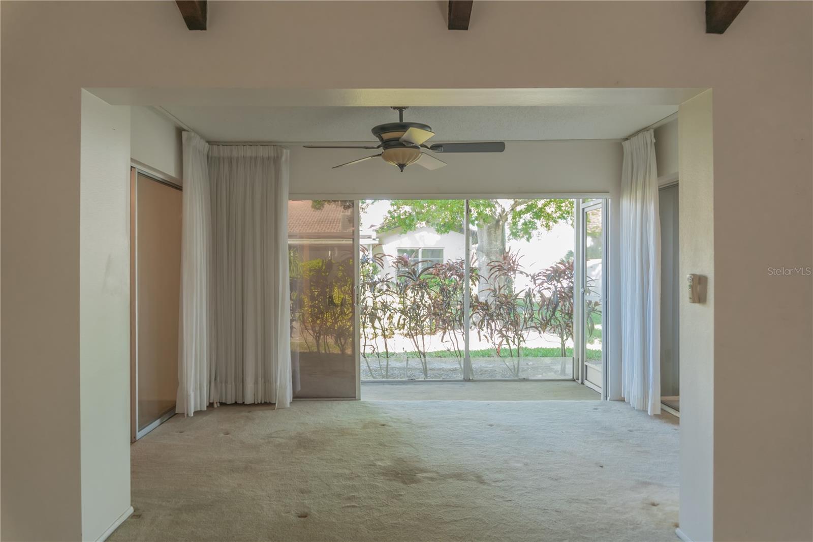 Image 10 of 33 For 3444 El Rado Court 8418