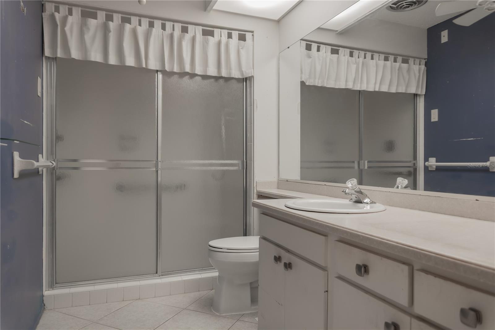 Image 18 of 33 For 3444 El Rado Court 8418