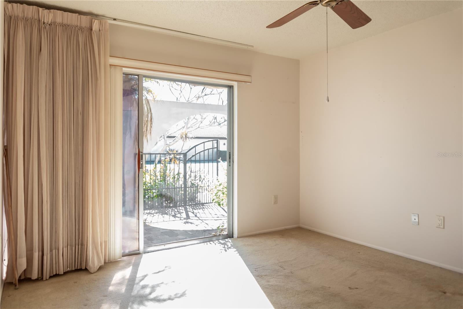 Image 26 of 33 For 3444 El Rado Court 8418