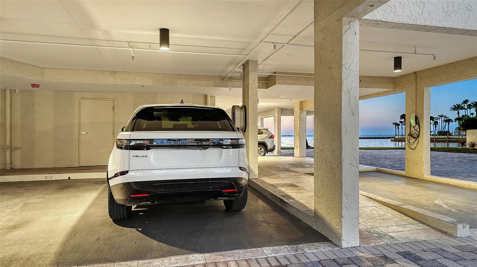 Image 25 of 26 For 101 Sunset Drive 301