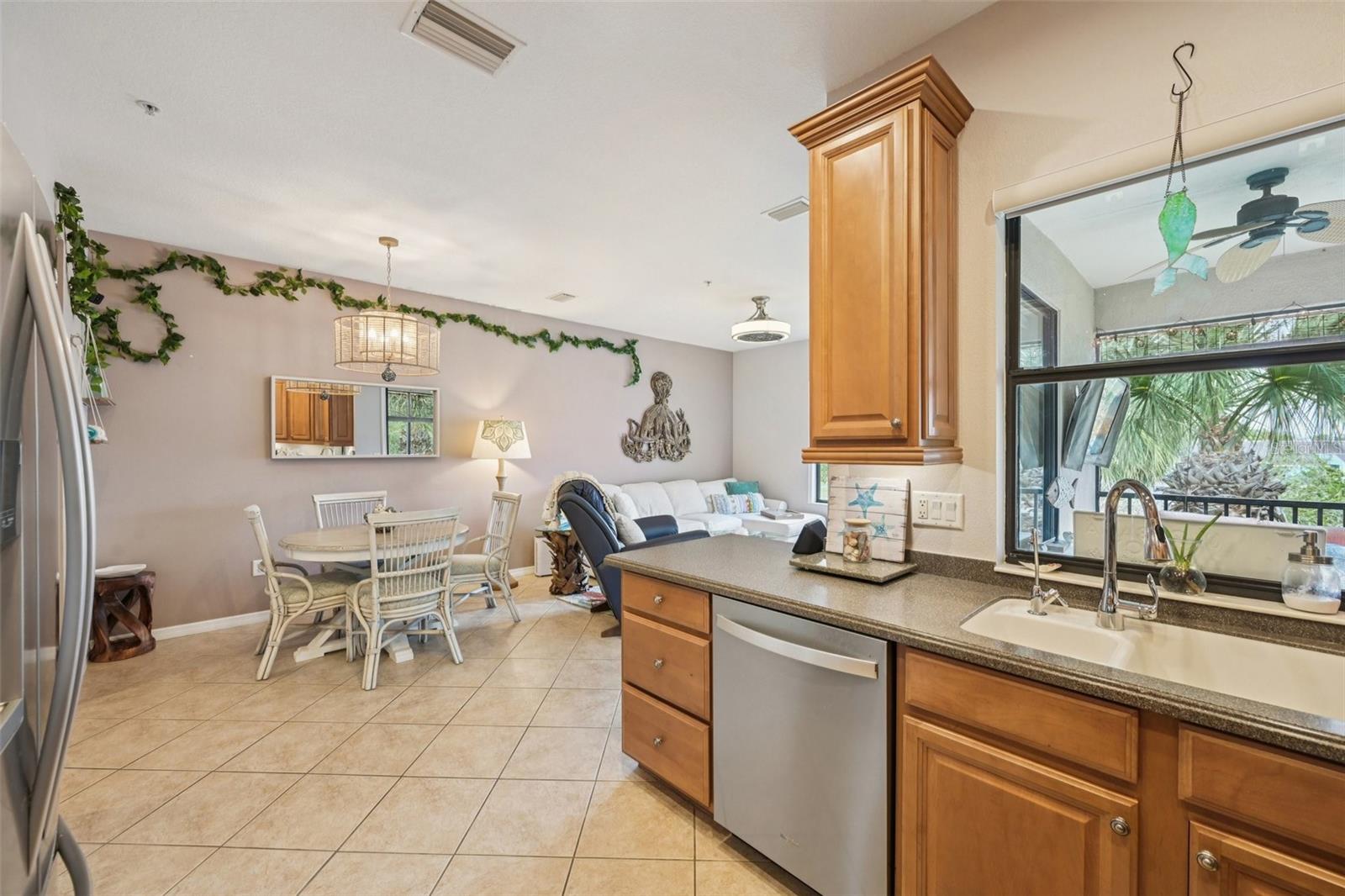 Image 15 of 39 For 7202 Hamilton Road 299