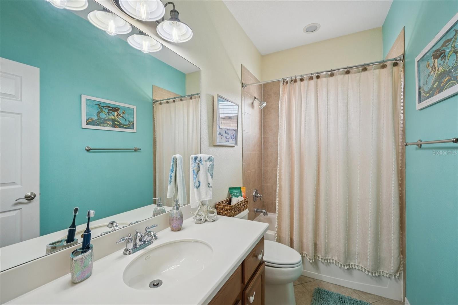 Image 23 of 39 For 7202 Hamilton Road 299