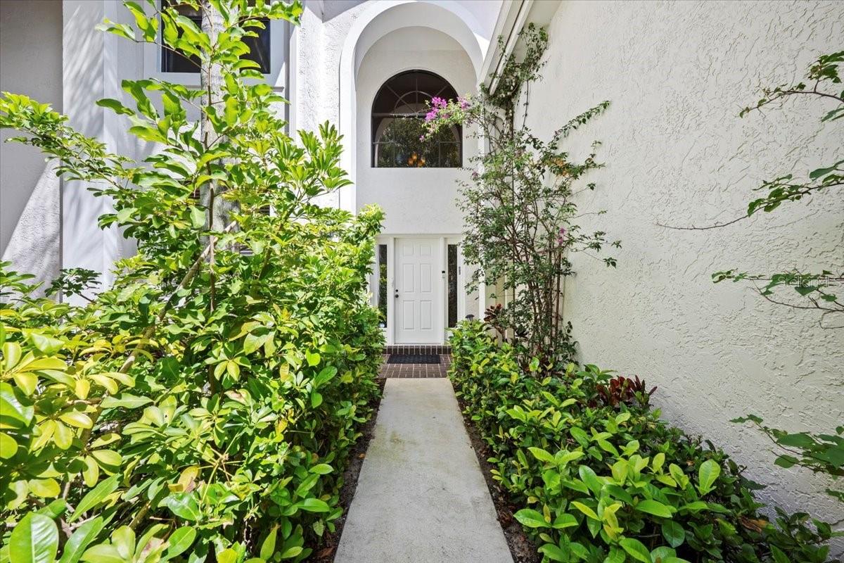 Image 4 of 52 For 3941 Back Bay Drive 226