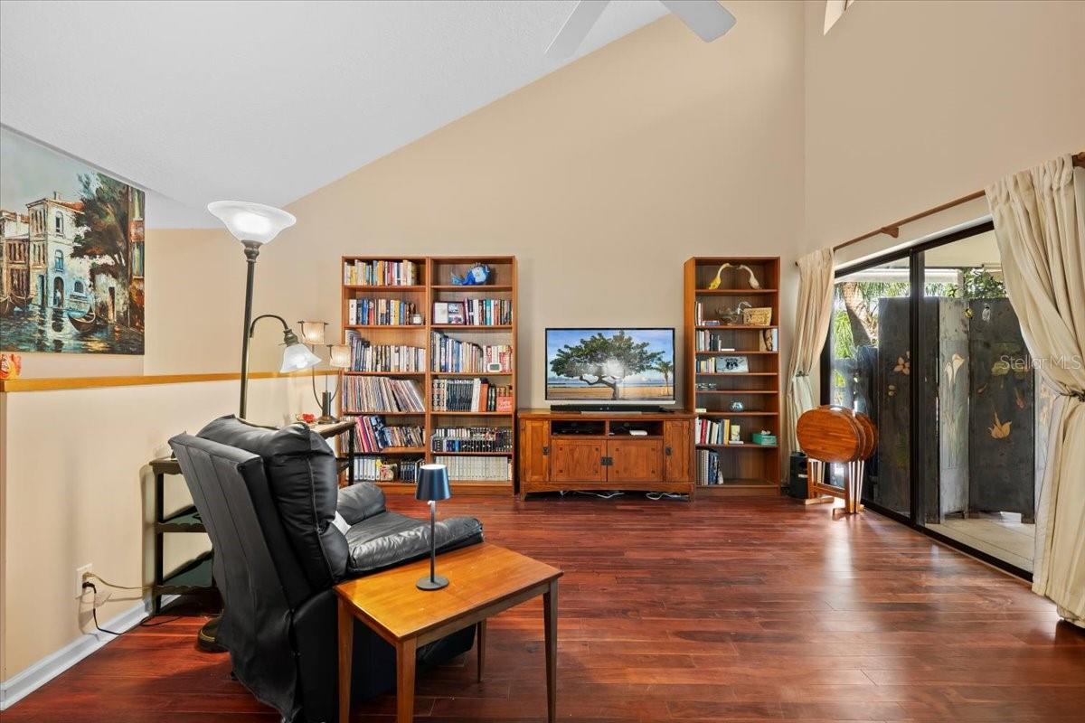 Image 8 of 52 For 3941 Back Bay Drive 226