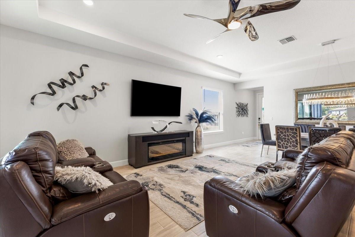 Image 12 of 44 For 4760 Crestpoint Way