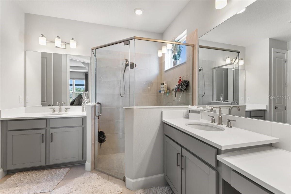 Image 16 of 44 For 4760 Crestpoint Way