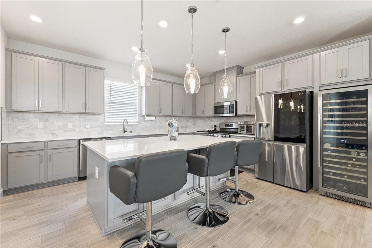 Image 7 of 44 For 4760 Crestpoint Way