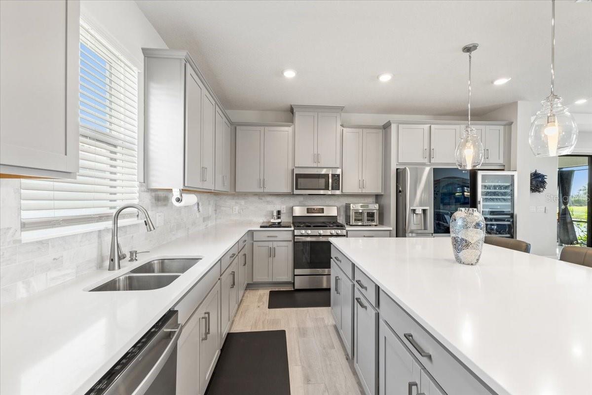 Image 8 of 44 For 4760 Crestpoint Way