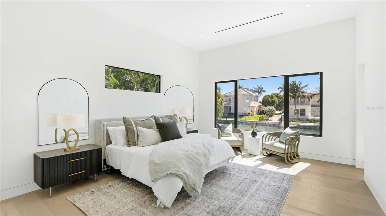 Image 14 of 49 For 530 Chipping Lane