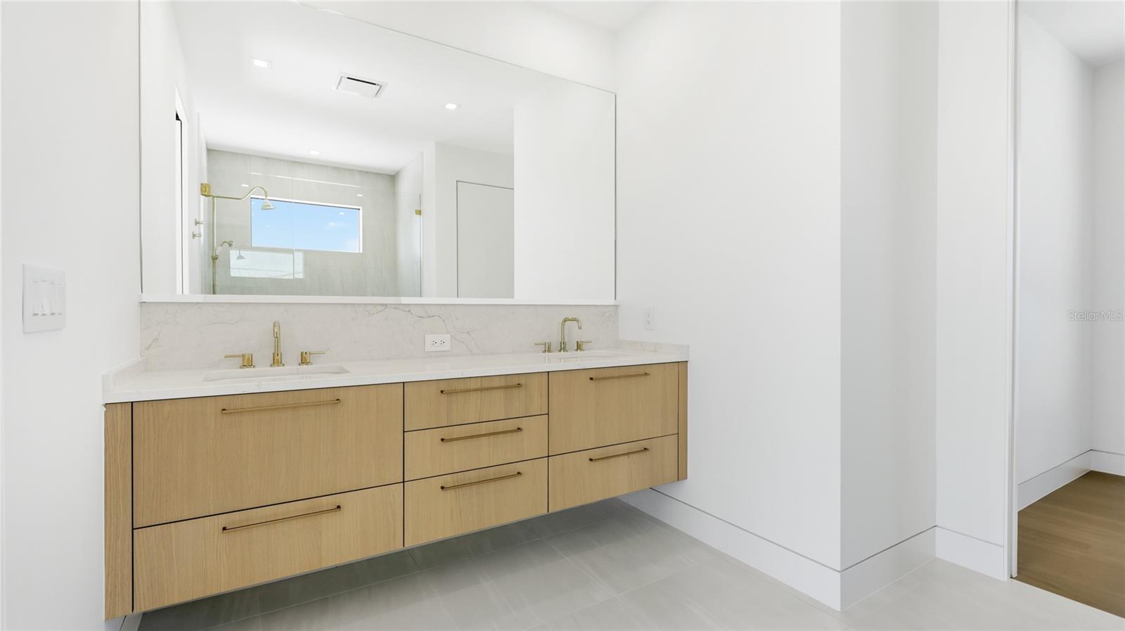 Image 29 of 49 For 530 Chipping Lane