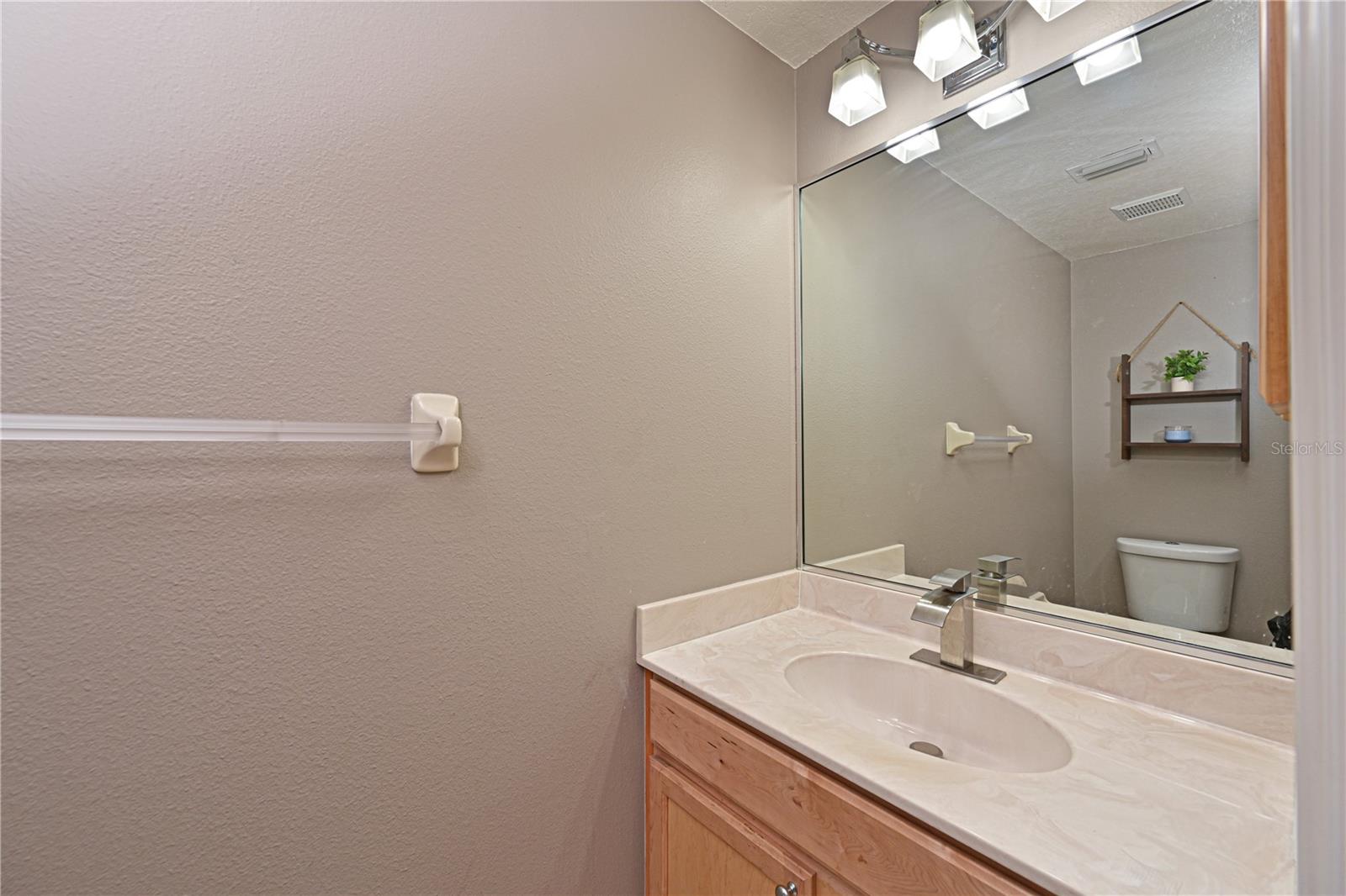 Image 10 of 27 For 8852 Founders Circle