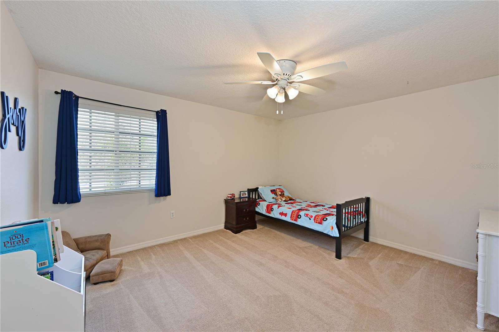 Image 21 of 27 For 8852 Founders Circle