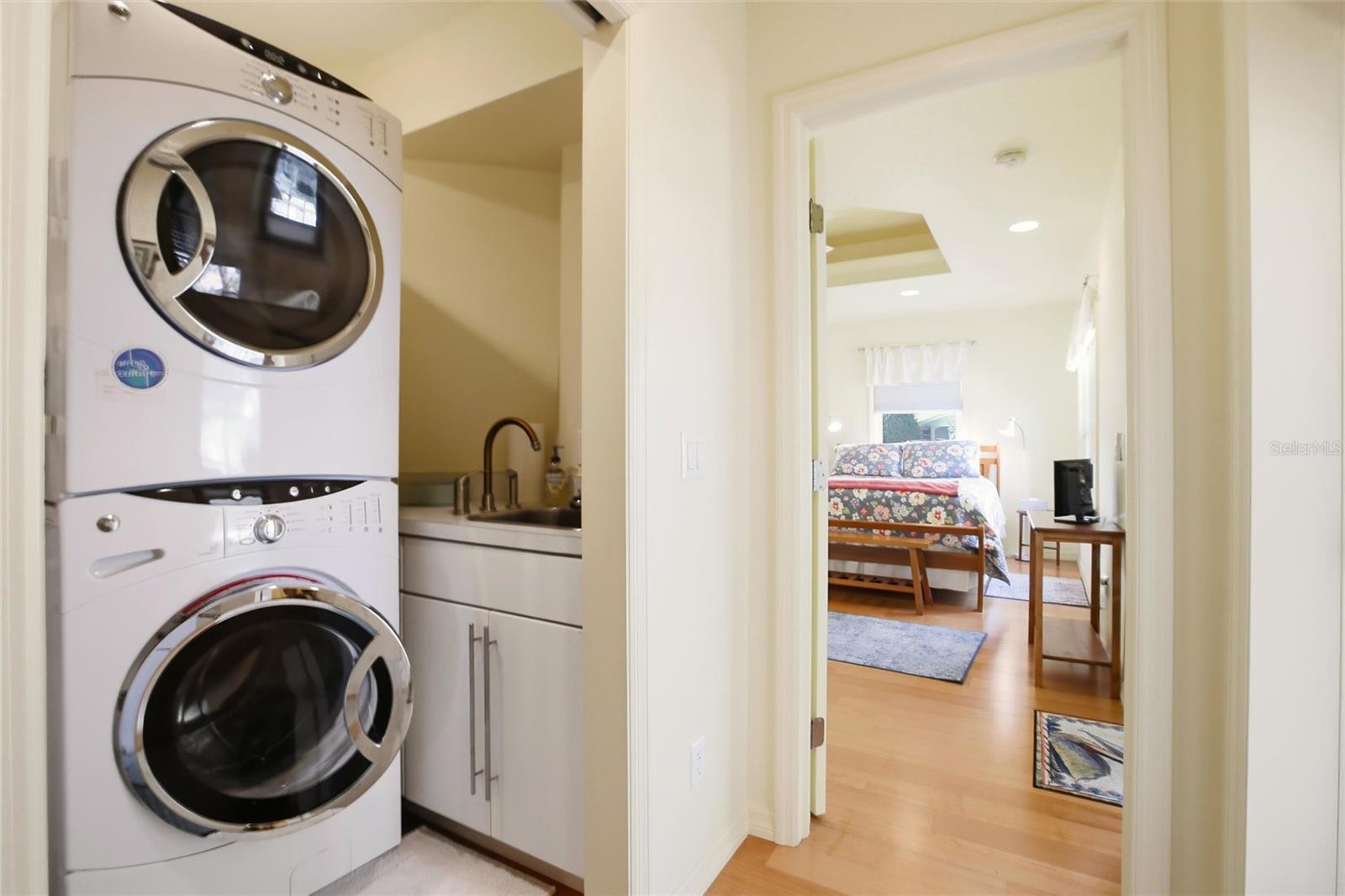 Image 28 of 45 For 2619 Doris Street