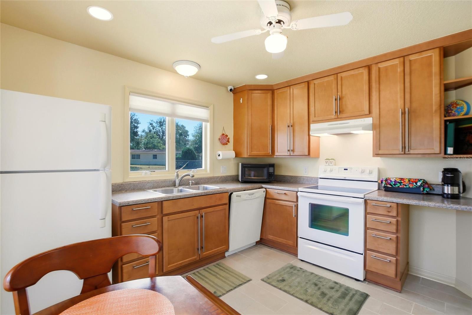 Image 39 of 45 For 2619 Doris Street