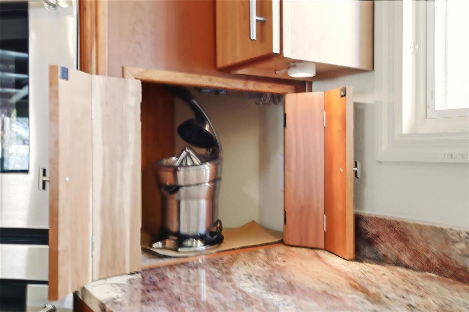 Image 8 of 45 For 2619 Doris Street