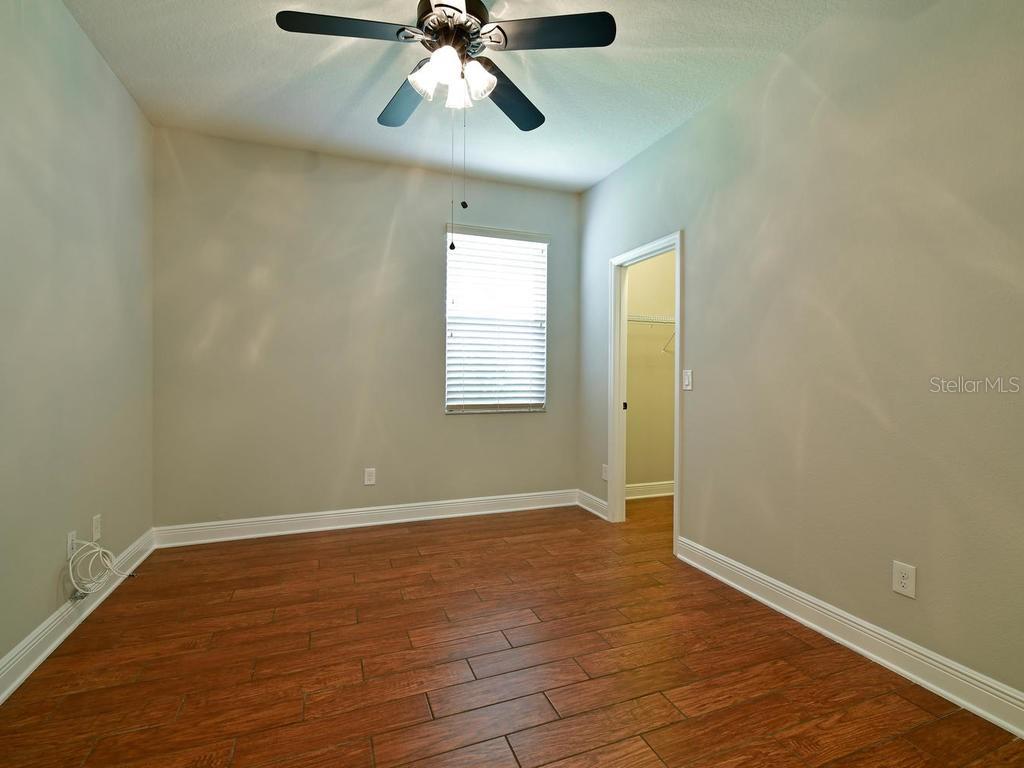 Image 15 of 46 For 8031 111th Terrace E