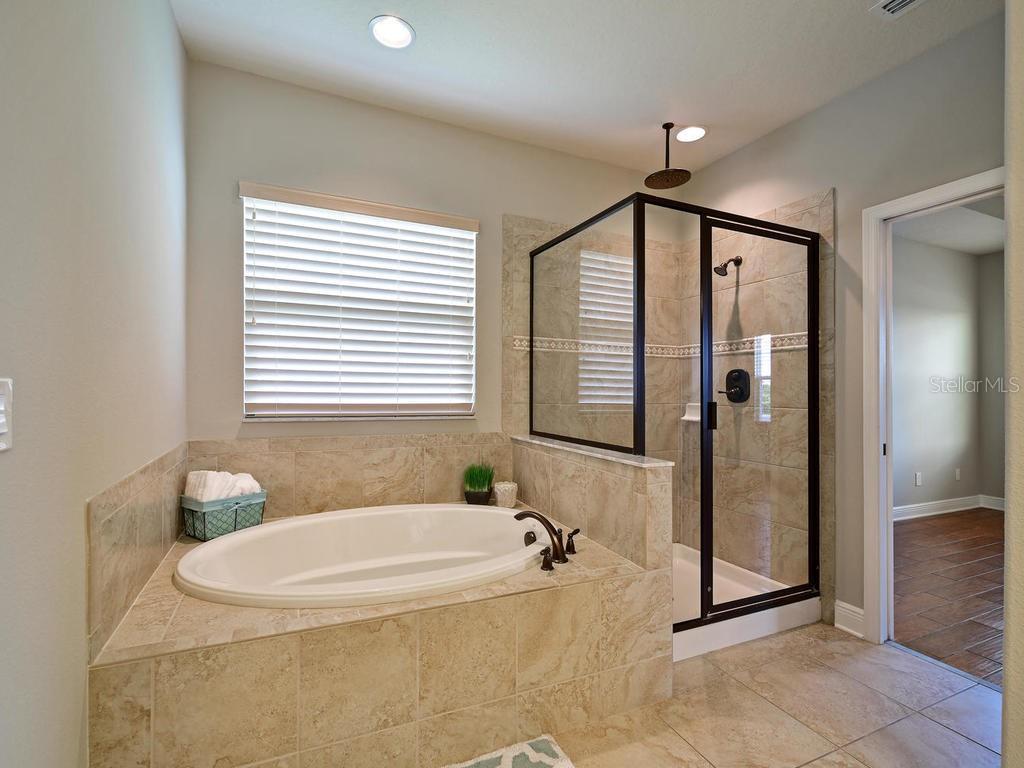 Image 21 of 46 For 8031 111th Terrace E