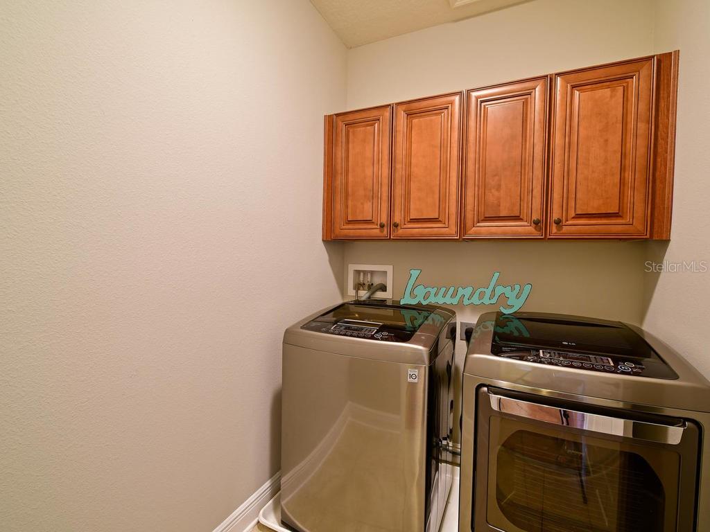 Image 26 of 46 For 8031 111th Terrace E