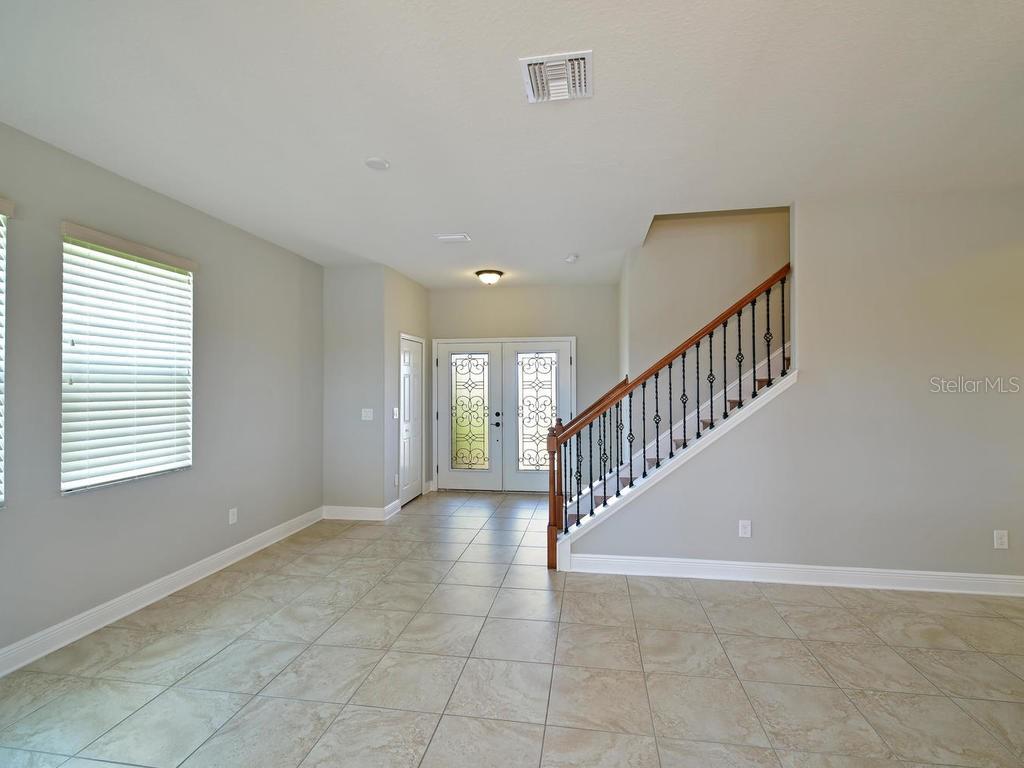 Image 5 of 46 For 8031 111th Terrace E