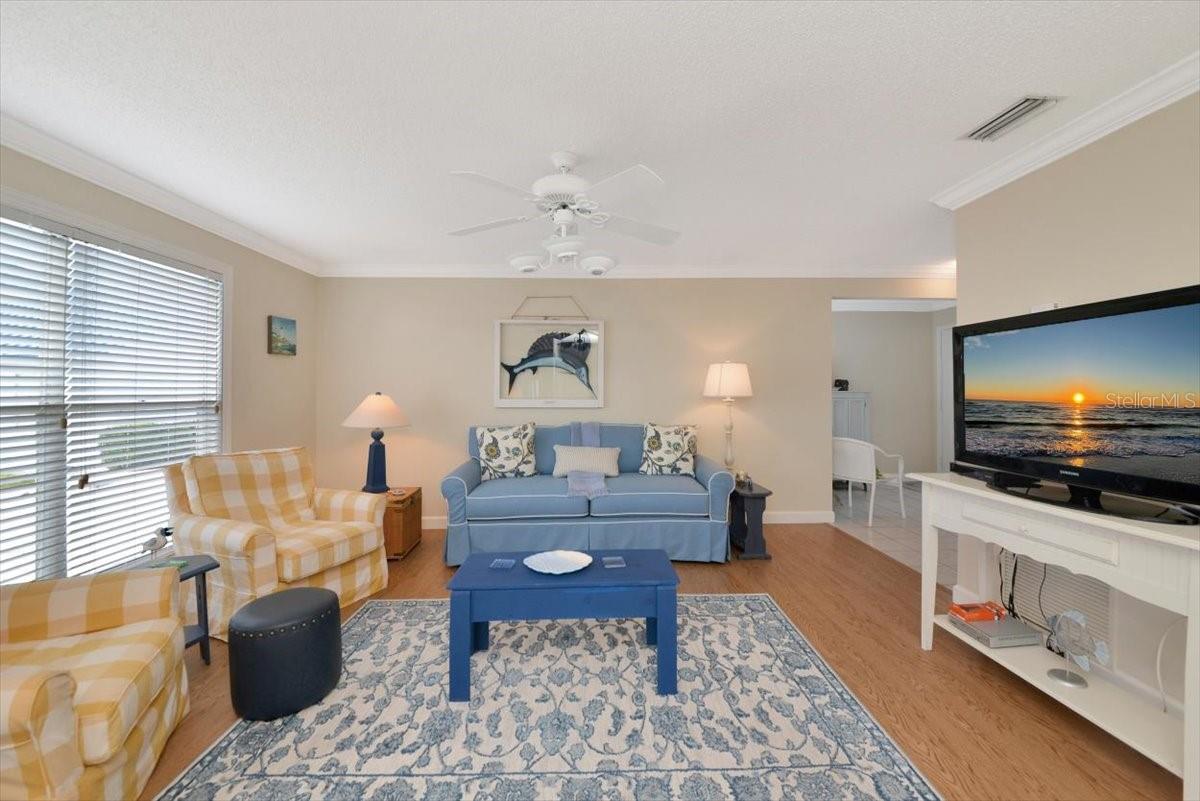 Image 10 of 51 For 849 Audubon Drive 839