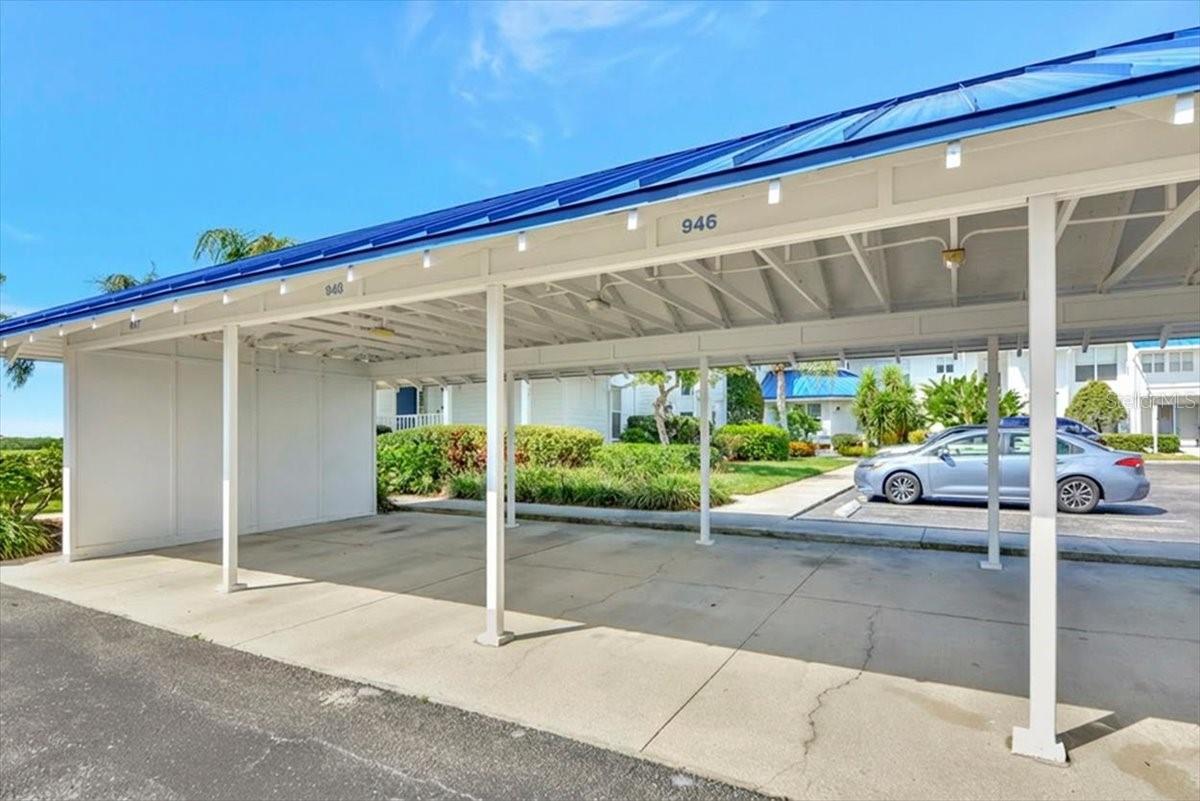 Image 28 of 50 For 946 Sandpiper Circle 946