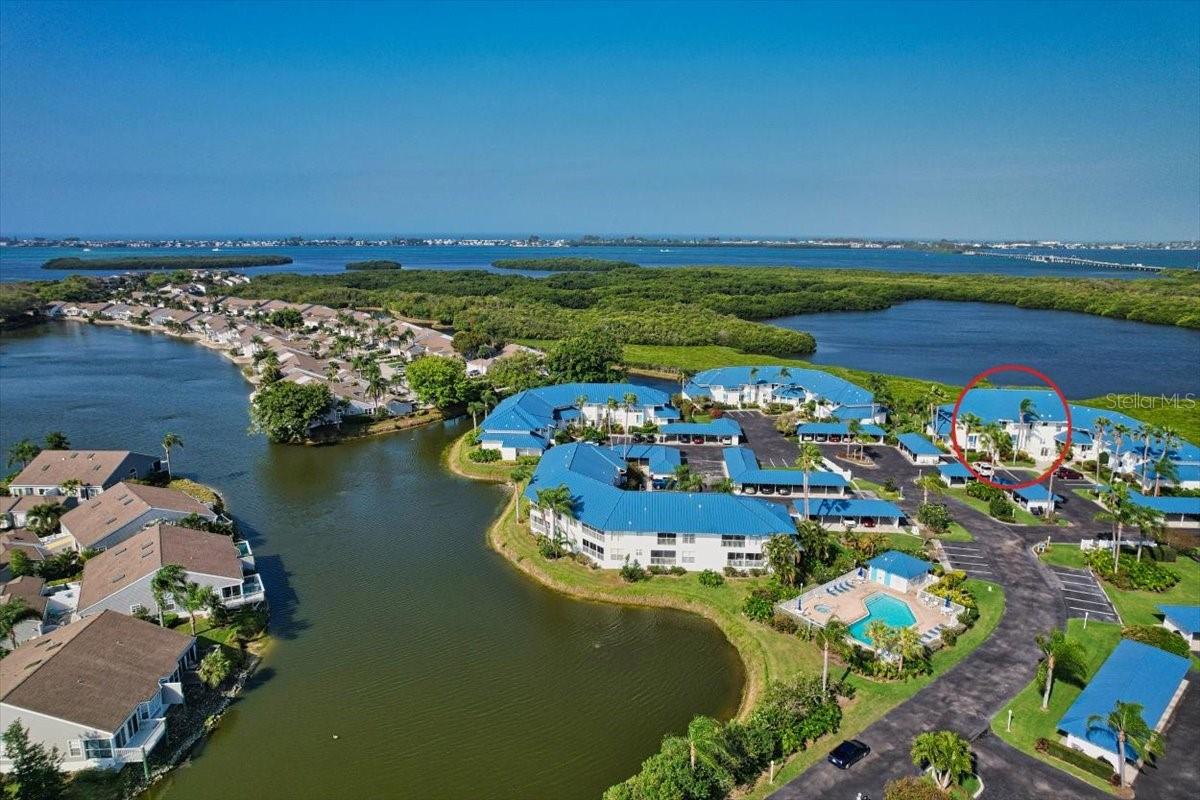 Image 29 of 50 For 946 Sandpiper Circle 946