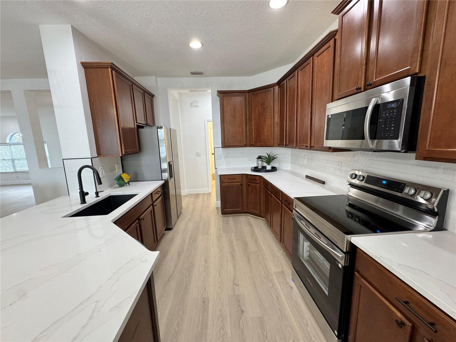 Image 20 of 52 For 11326 78th Street E