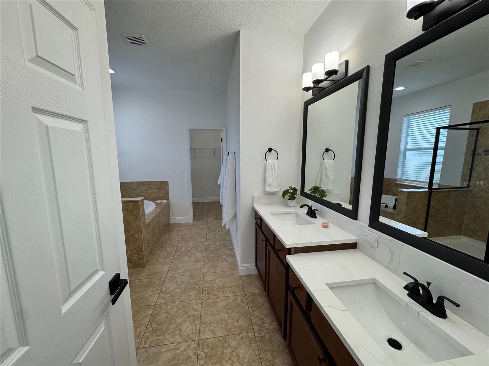 Image 30 of 52 For 11326 78th Street E