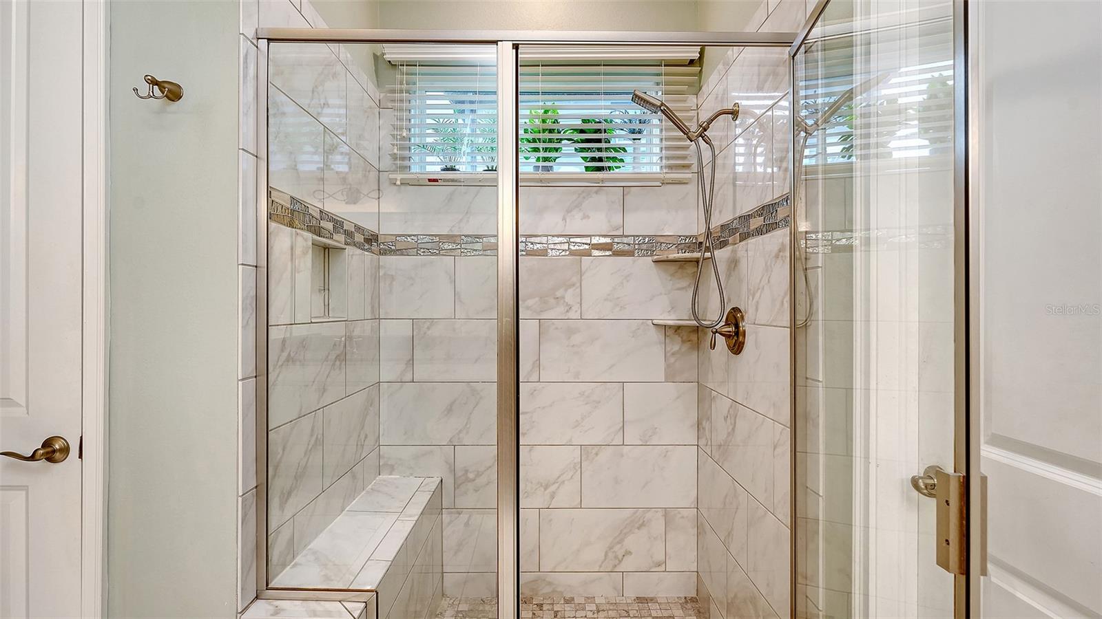 Image 21 of 67 For 13720 Saw Palm Creek Trail