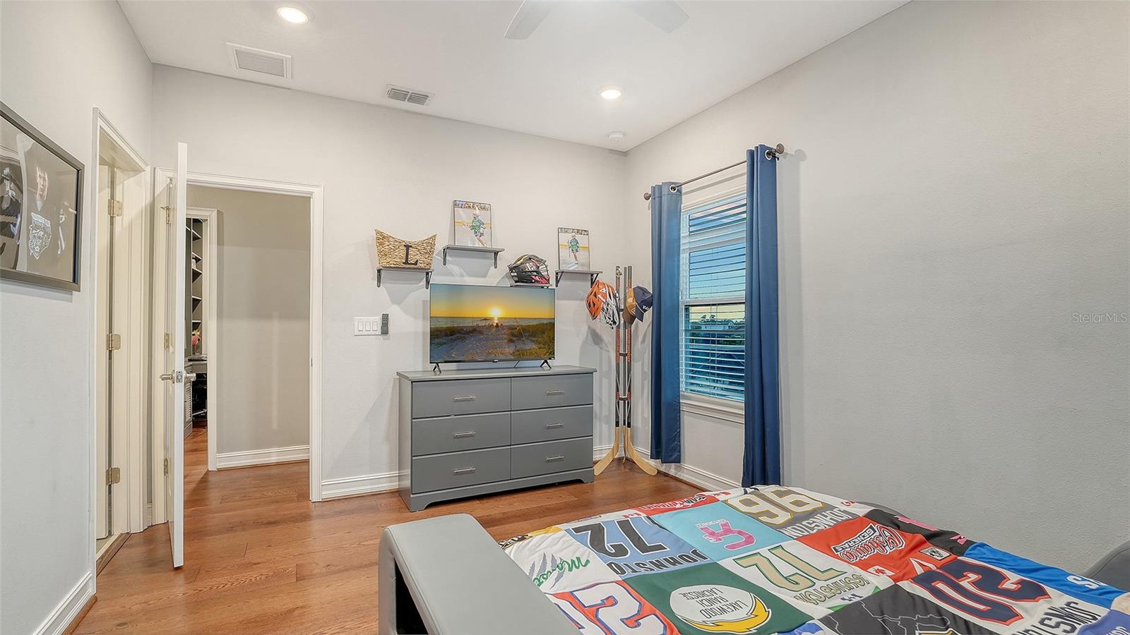 Image 28 of 67 For 13720 Saw Palm Creek Trail